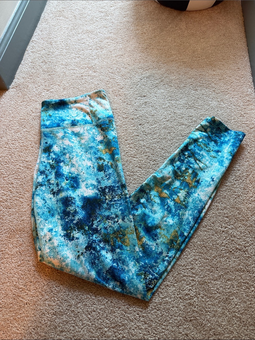 manduka Teal & Gold Marble Leggings